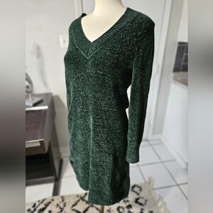 Nine West Green Sweater Dress, V Neck, Size Small, Very Soft